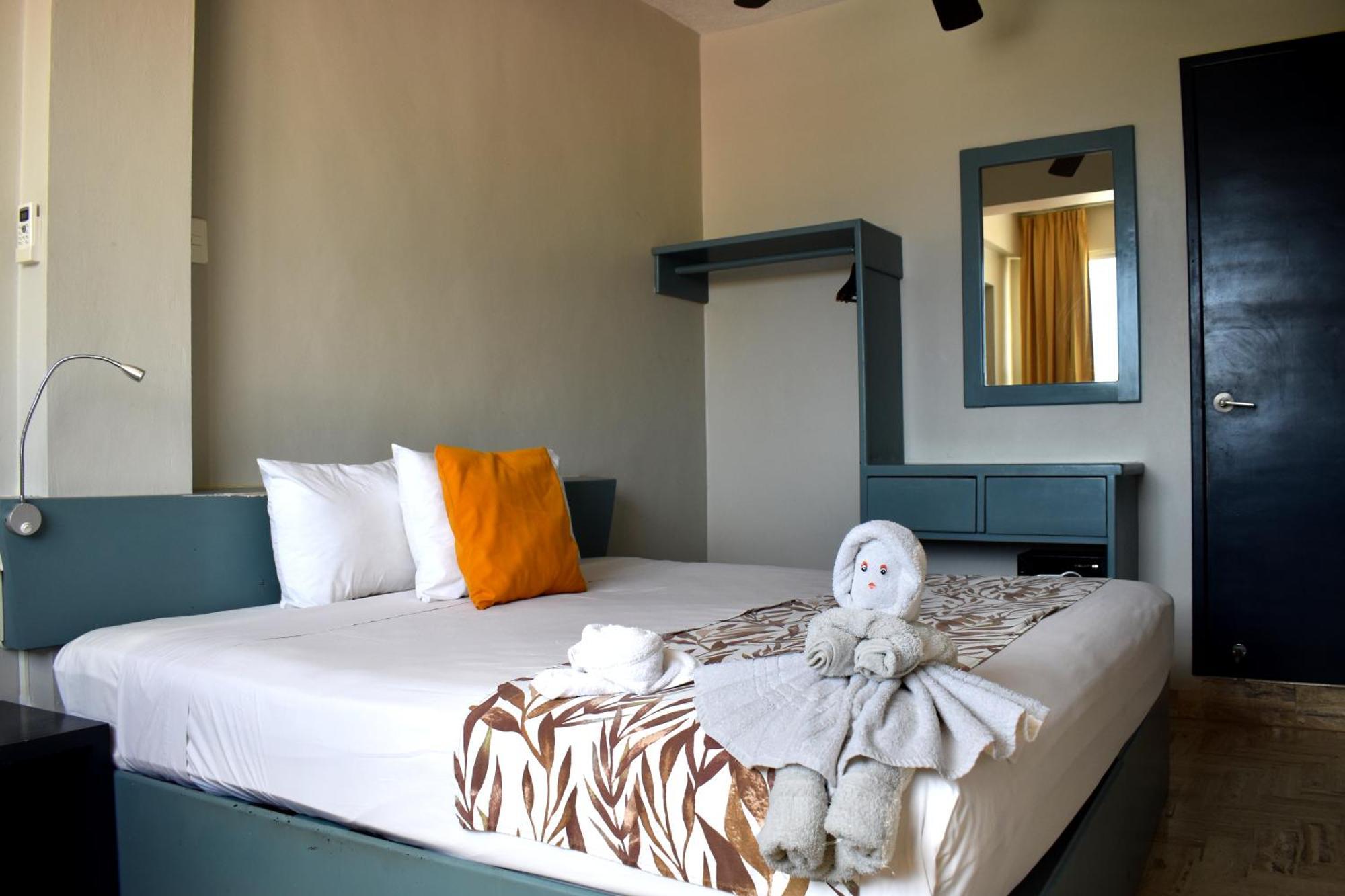 "5Th Av" Sol Del Caribe Apart Hotel (Adults Only) Playa del Carmen Bagian luar foto