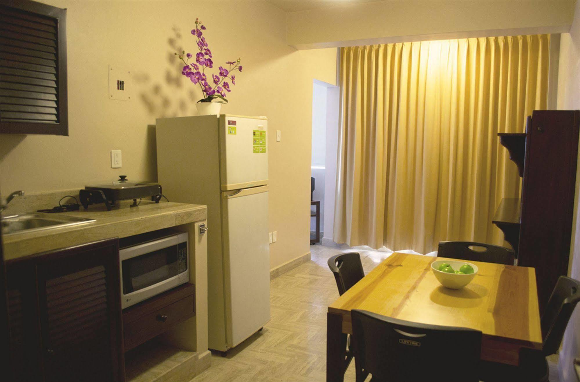 "5Th Av" Sol Del Caribe Apart Hotel (Adults Only) Playa del Carmen Bagian luar foto